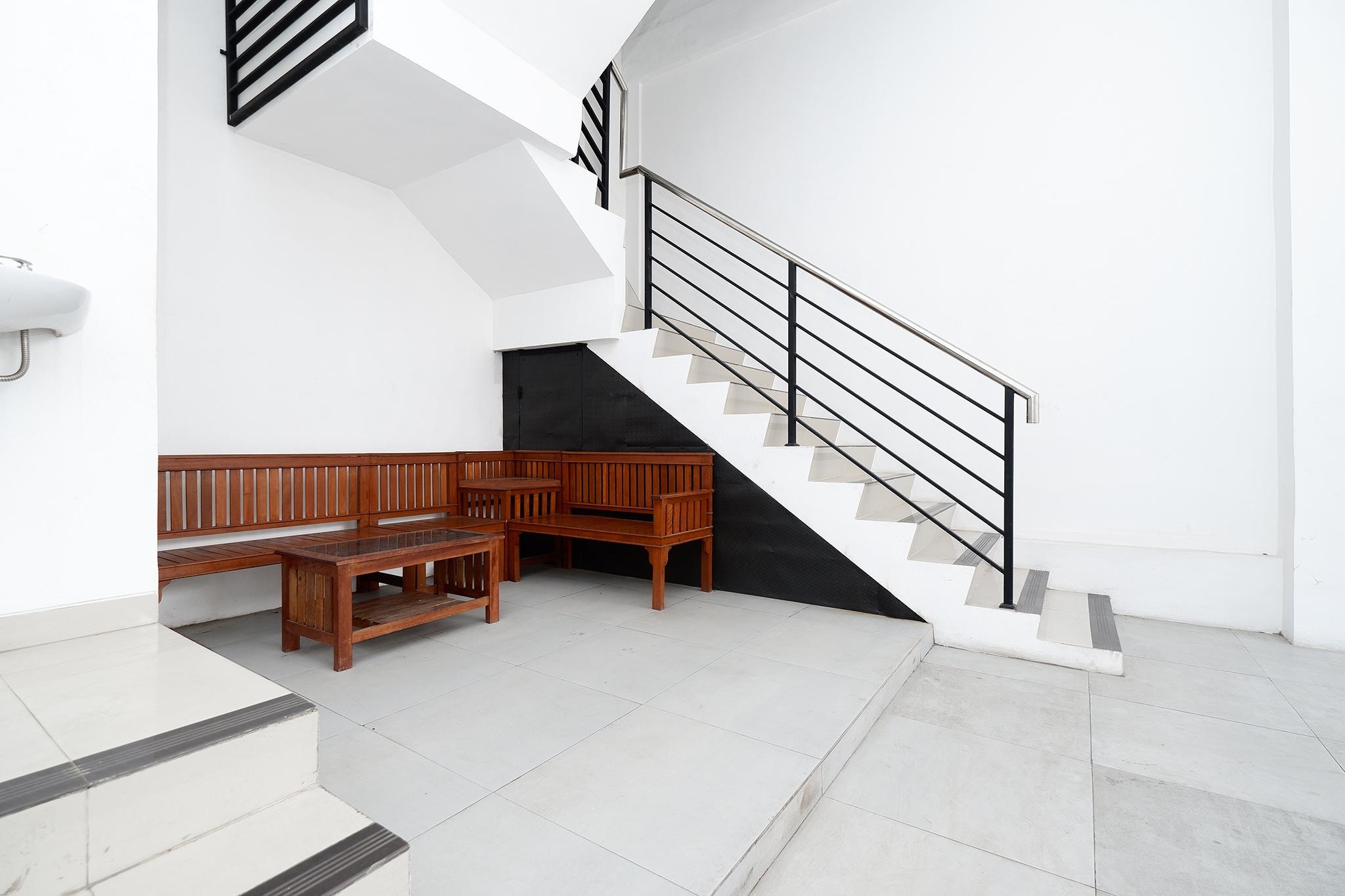 Spot On 2026 Arta Residence Semarang Exterior foto